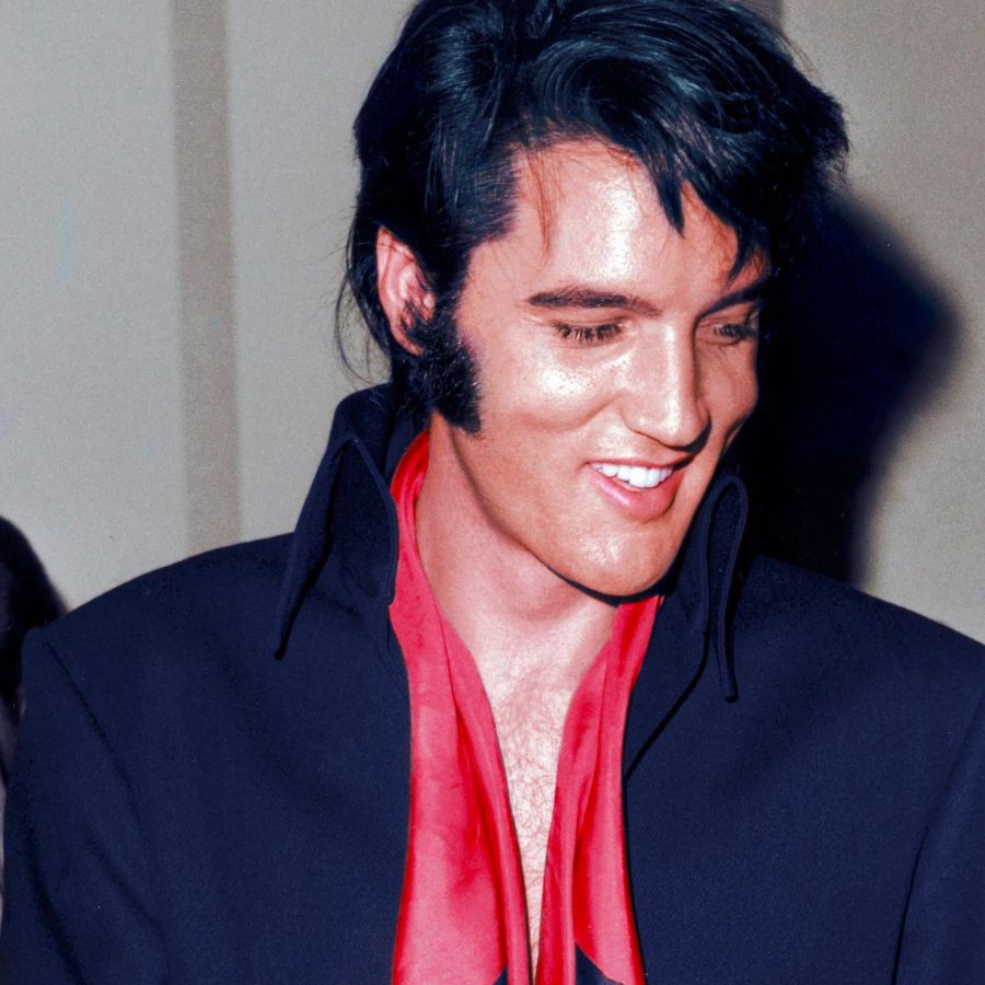 All Shook Up – Elvis Presley