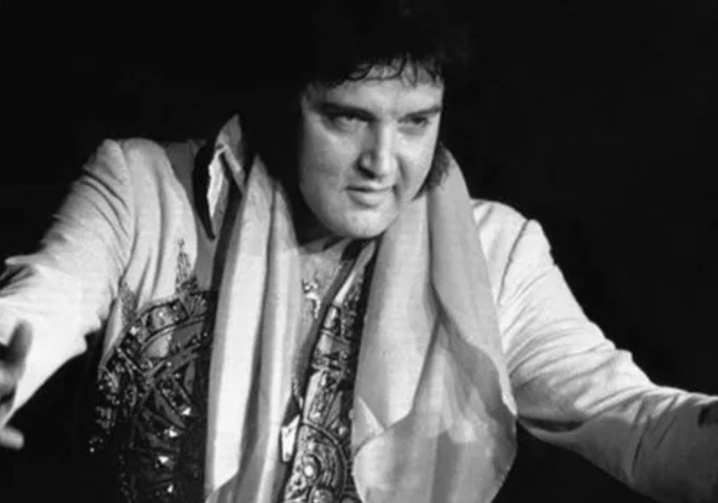 How Elvis Presley’s Organs Grew To Twice Their Size: What the Autopsy Finally Revealed About the King’s Final Hours
