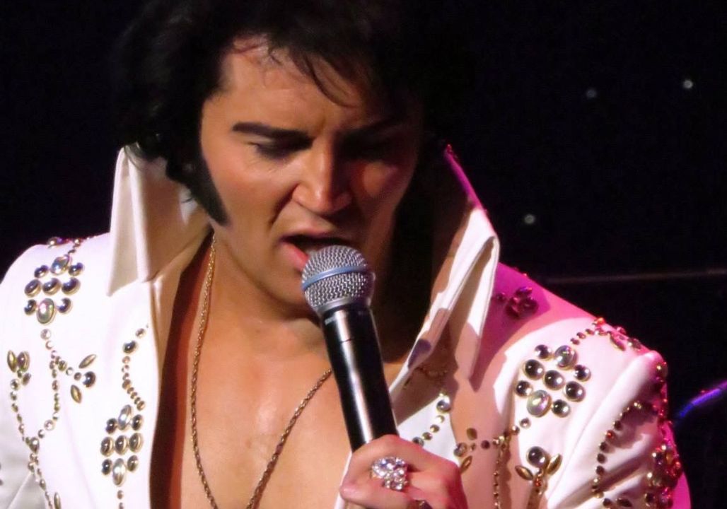 Inside the Heartbreaking Truth of Elvis Presley’s Final Performance: The Betrayal, Decline, and Silent Suffering That Fans Never Saw