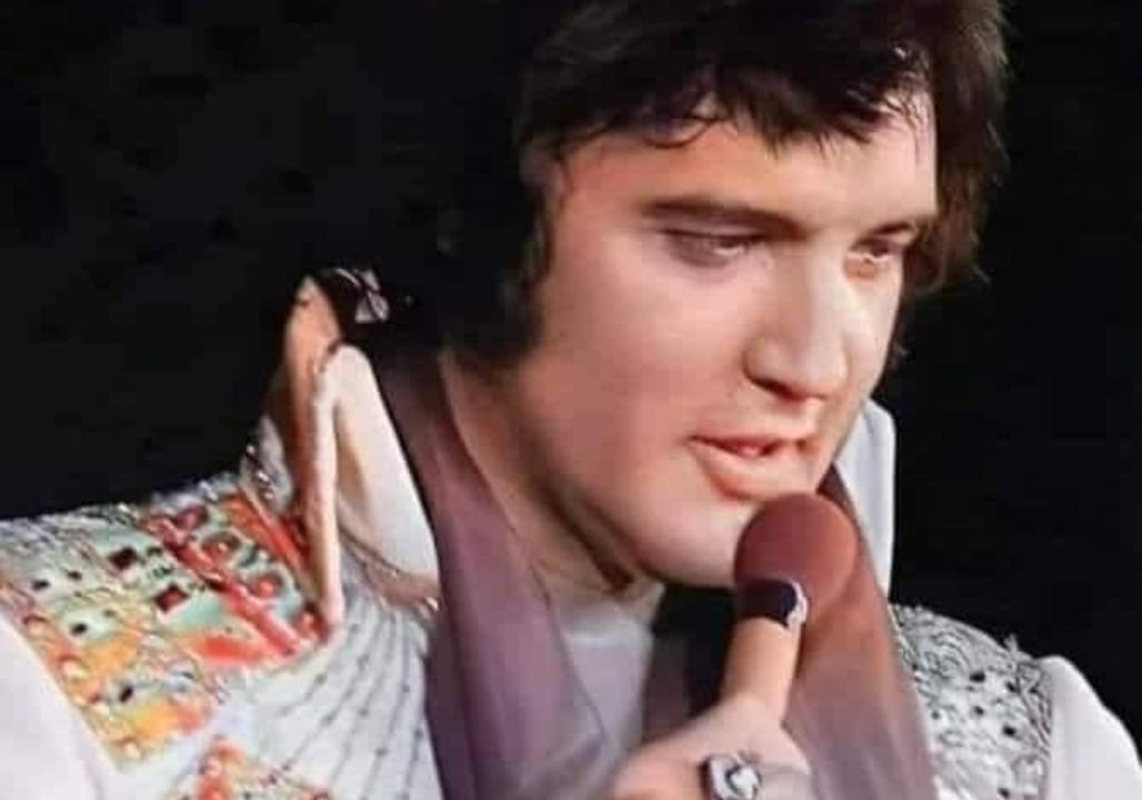 For 40 Years, He Stayed Silent. Now, At 81, Elvis Presley’s Closest Confidant Reveals the Painful Truth That Could Have Saved the King.