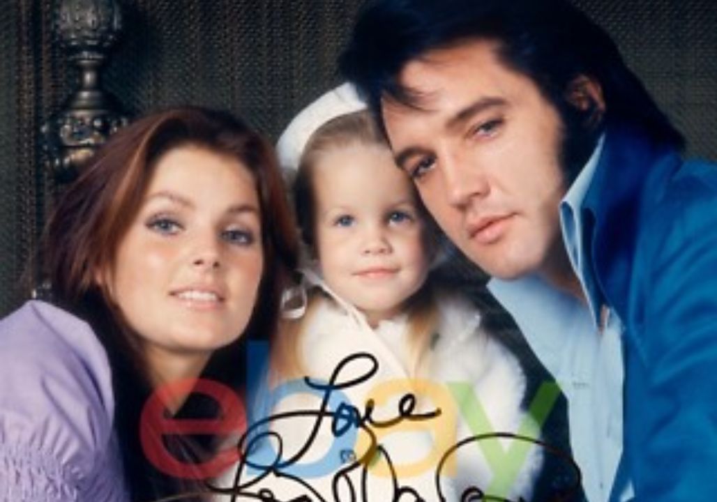 Elvis Presley’s Graceland: A Mansion of Memories, A Heart That Never Left Elvis Presley’s Graceland: A Mansion of Memories, A Heart That Never Left