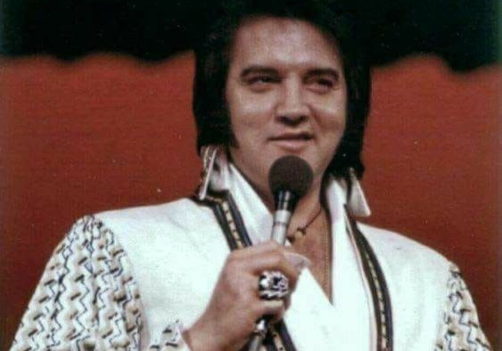 When Elvis Presley spoke about his divorce from Priscilla, the world expected heartbreak and bitterness. Instead, he delivered a raw, surprisingly light-hearted account that revealed the depth of their friendship, the realities of his demanding career, and the unshakable bond they shared for the sake of their daughter, Lisa Marie. Between candid humor and touching memories, Elvis painted a picture of love transformed—not lost—offering fans a rare glimpse into his private life, where grace, generosity, and respect triumphed over resentment.