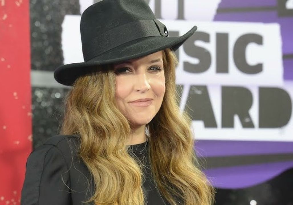 Inside Her Shocking Autobiography Finished by Riley Keough, The Heartbreak of Losing Elvis at Age 9, Betrayal, Abuse, Scientology, Turbulent Marriages with Michael Jackson and Others, Addiction, The Tragic Death of Her Son Benjamin, and How Her Daughter Now Protects Both Elvis and Lisa Marie’s Legacy at Graceland in the Face of Controversy with Priscilla Presley Inside Her Shocking Autobiography Finished by Riley Keough, The Heartbreak of Losing Elvis at Age 9, Betrayal, Abuse, Scientology, Turbulent Marriages with Michael Jackson and Others, Addiction, The Tragic Death of Her Son Benjamin, and How Her Daughter Now Protects Both Elvis and Lisa Marie’s Legacy at Graceland in the Face of Controversy with Priscilla Presley