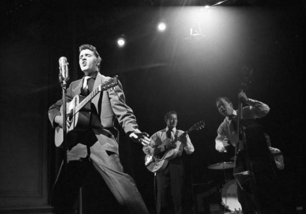 Elvis Presley Like You’ve Never Heard Him Before—From Shy Boy at a Talent Show to Global Icon, Battling Rumors, Loneliness, and Love Lost, The King Opened Up About Fame, His Parents, His Sideburns, His Critics, and Even His Divorce with Priscilla in Candid Interviews That Reveal the Man Behind the Legend