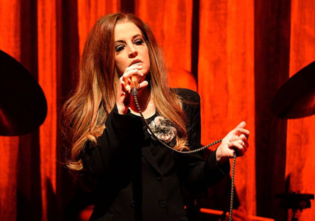 New Heartbreaking Confessions From Lisa Marie Presley’s Memoir Revealed That Confirms The Rumors