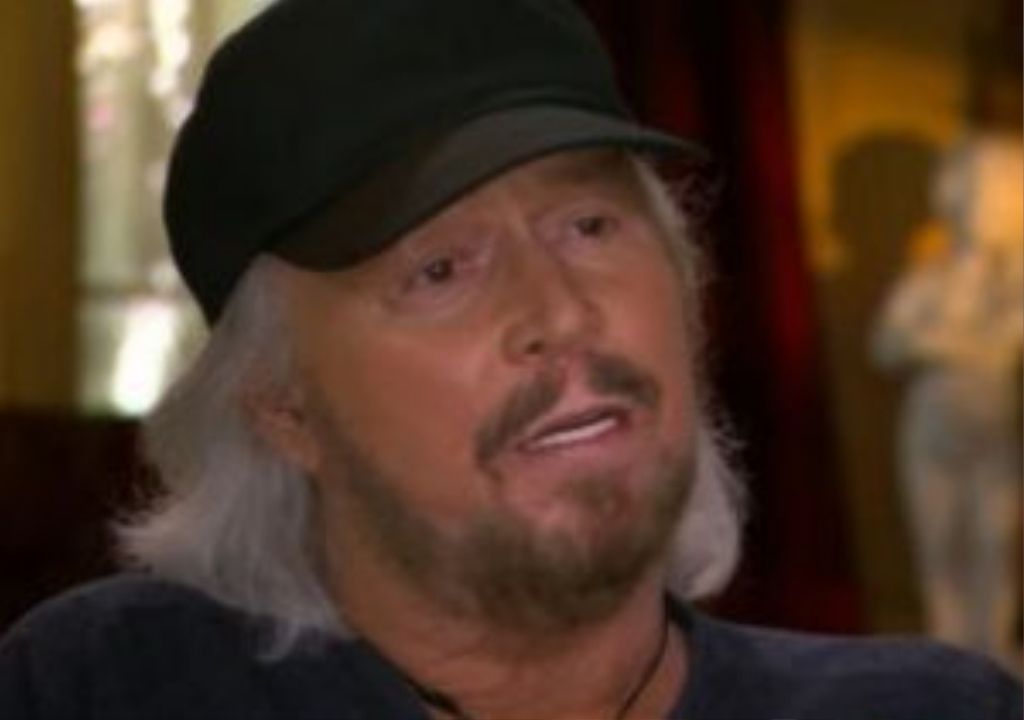 The last Bee Gee stands alone… When Barry Gibb steps onto the stage, it’s more than music—it’s memory, legacy, and a brotherhood reborn through song.