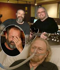 URGENT UPDATE: 2 Hours Ago in Miami, Florida, USA — Steve Gibb Announced an Emergency Update About the Health of His 78-Year-Old Father, Barry Gibb. He Revealed That His Condition Is Currently…