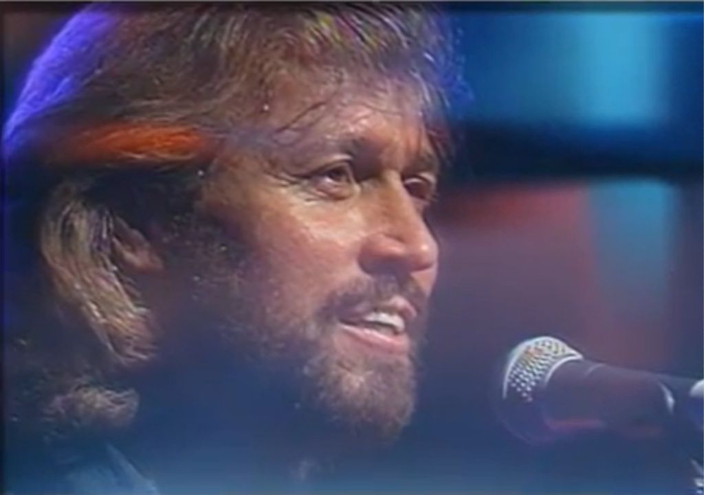 Barry Gibb – Don’t Give Up On Each Other