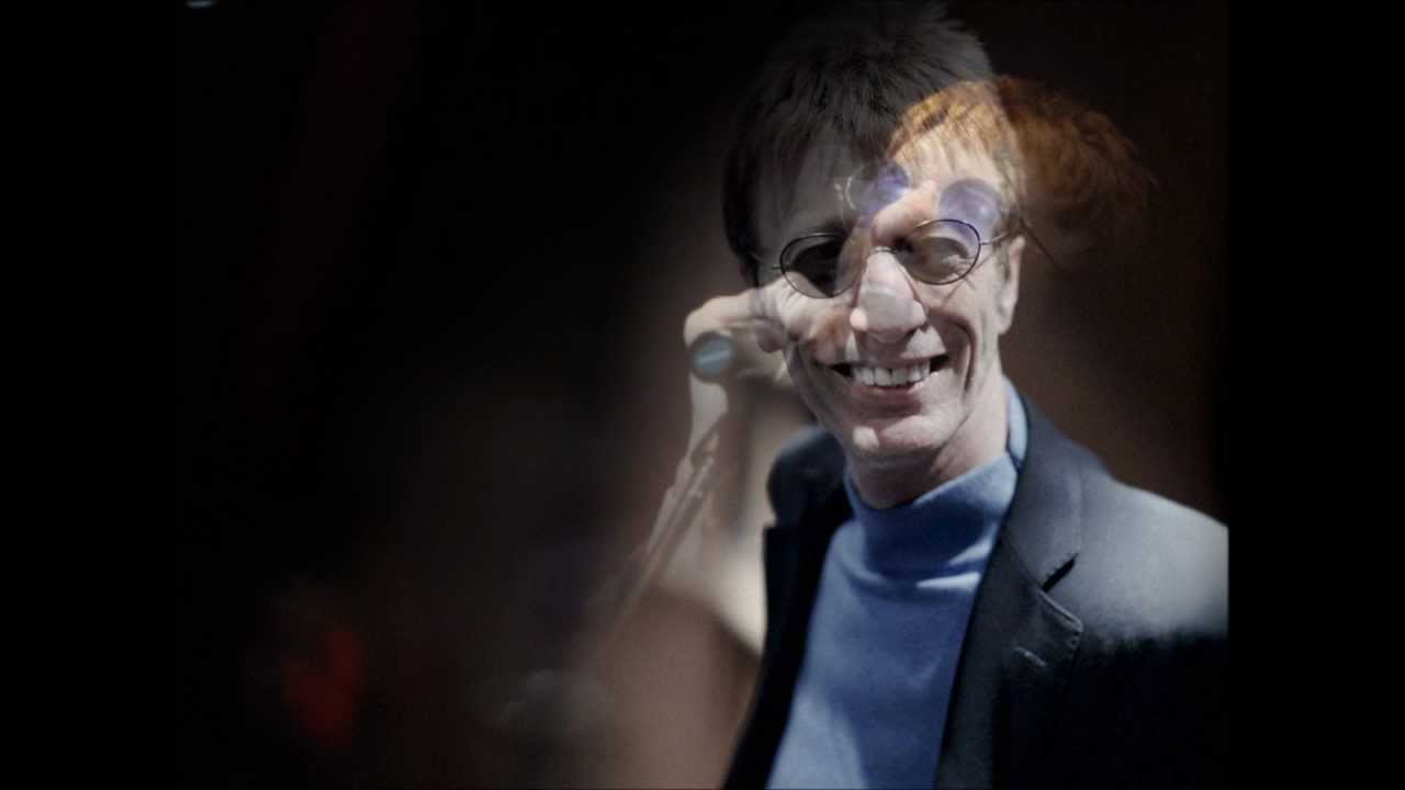 Radio interview with Robin Gibb about his health and Bomber Command - February 2012