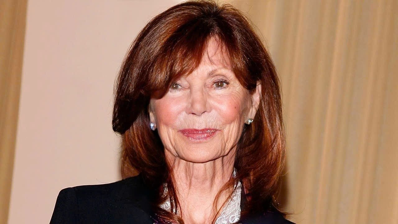 At 75, Victoria Principal Finally Speaks Up About Andy Gibb