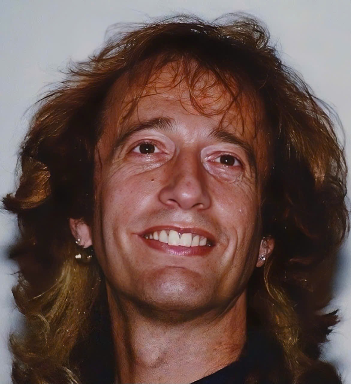 “I Started a Joke, and Finally Died”: The Heartbreaking Final Days of Robin Gibb and the Unspoken Pain He Carried