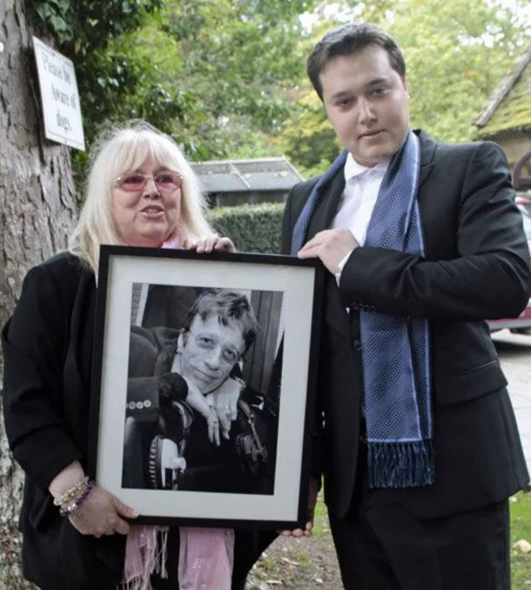 Finally, Robin Gibb’s children confirmed the truth about their father’s death.