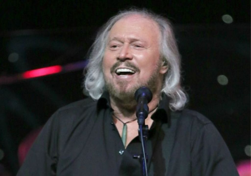 The Last Bee Gee: Barry Gibb’s Emotional Journey Back to the Stage and Into the Past.