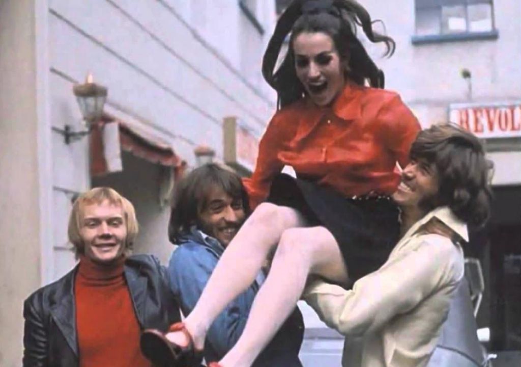 The Sister Behind the Bee Gees: Love, Sacrifice, and the Gibb Story You’ve Never Heard.