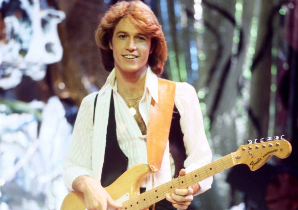 Bee Gees – Don’t Fall In Love With Me