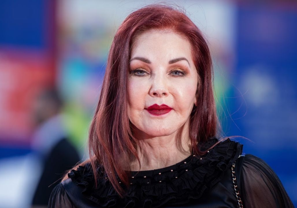 “Elvis Presley Wasn’t Who You Think…” “Elvis Presley Wasn’t Who You Think…”