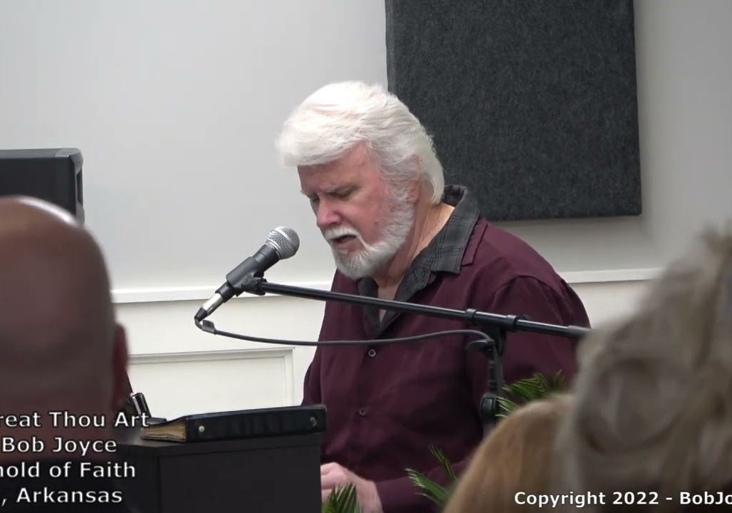 After a duet with Bob Joyce, Riley Keough suddenly reveals a secret that leaves everyone STUNNED — ‘He… is Elvis. He’s my grandfather!’”