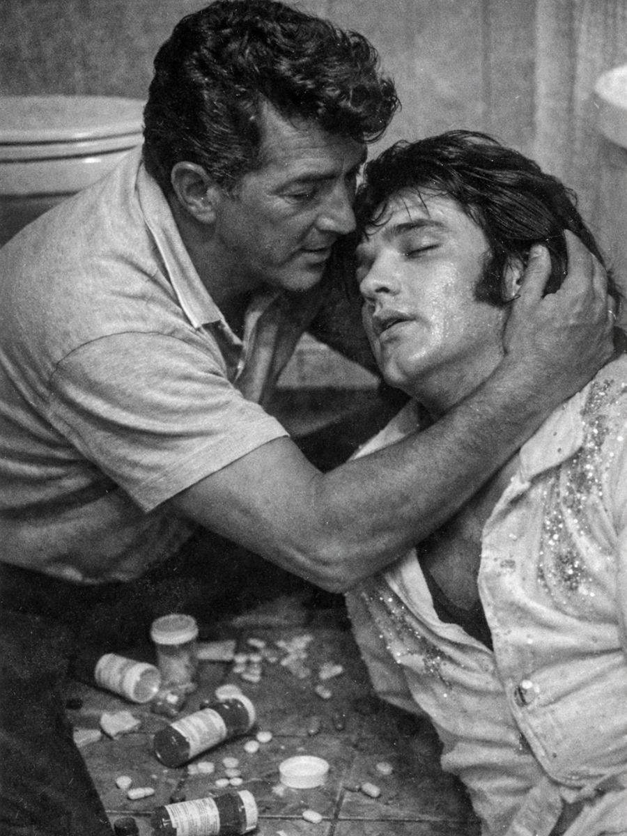 THE NIGHT DEAN MARTIN FOUND ELVIS DYING ON A BATHROOM FLOOR — AND THE TRUTH HE WAS BANNED FOR TELLING