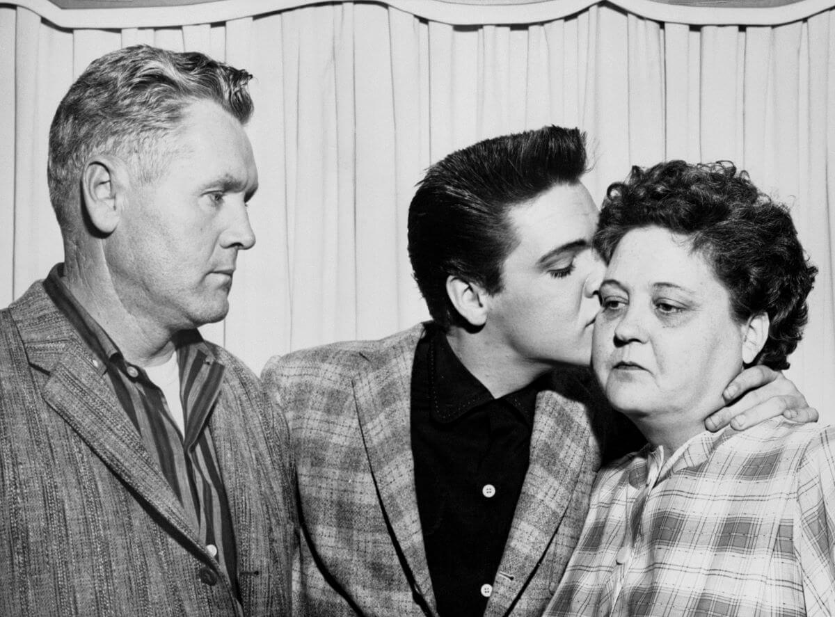 Elvis' Mom Knew She Was Dying and Wanted Someone to Look After Her Son,  Said His Bodyguard