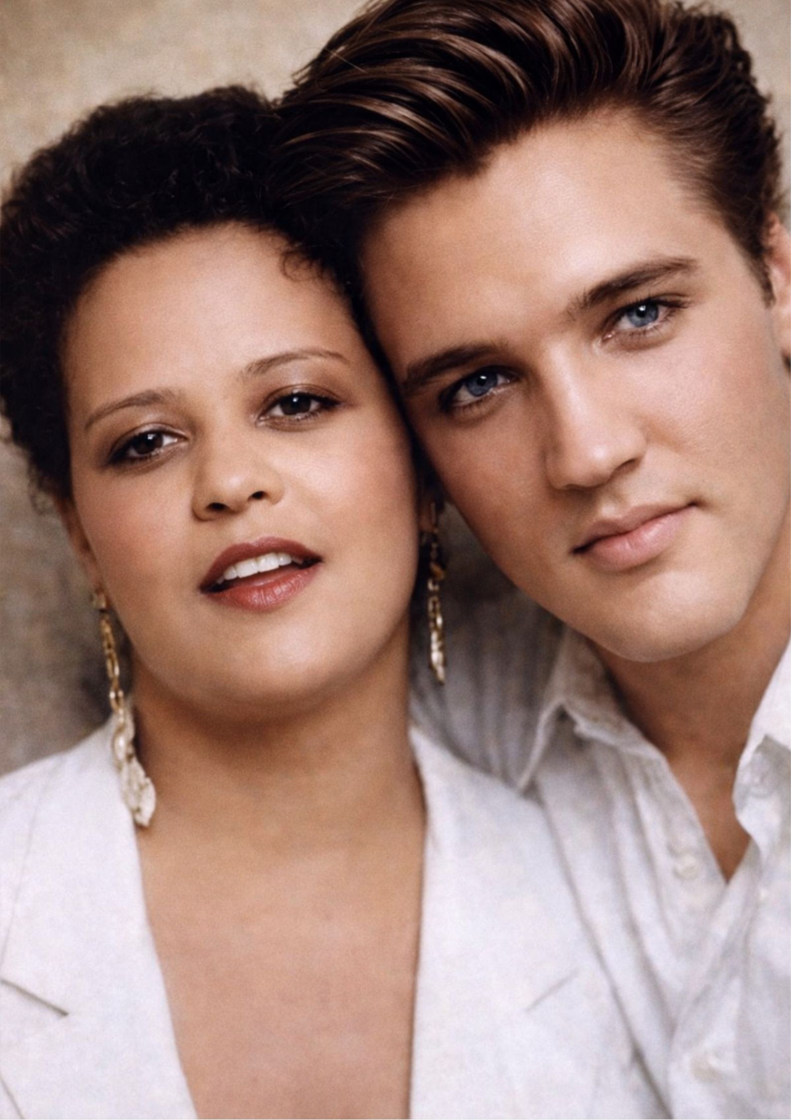 Elvis & His Mother: The One Love Fame Could Never Replace 💔