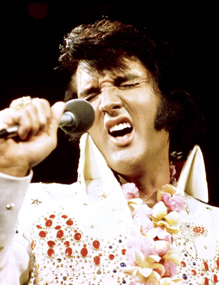 Elvis Presley in Hawaii (1973) - Photographic print for sale