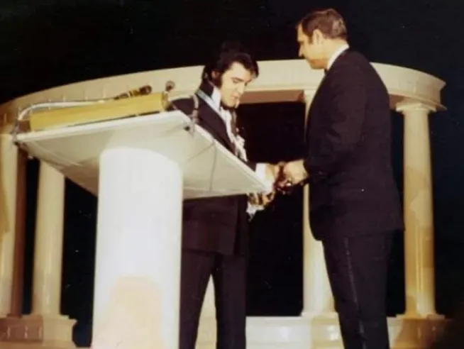 “Without a Song”: The Night Elvis Presley Spoke From the Heart