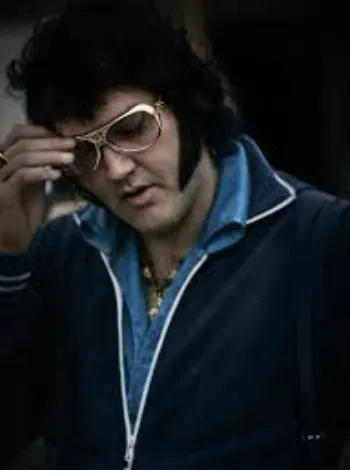 The Brightest Light, The Heaviest Burden: The Hidden Truth Behind Elvis Presley’s Early Farewell