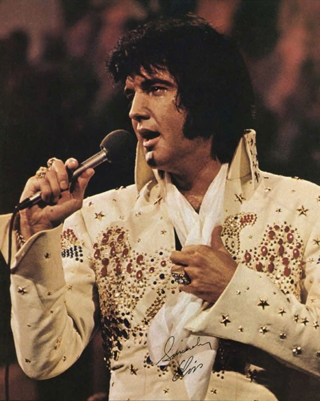 BREAKING: Elvis Presley Didn’t Die in 1977 — His Bodyguard Just Revealed the Shocking Truth