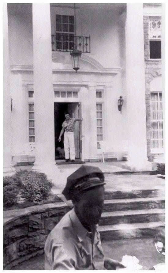 Elvis Presley: The Quiet Farewell of a King